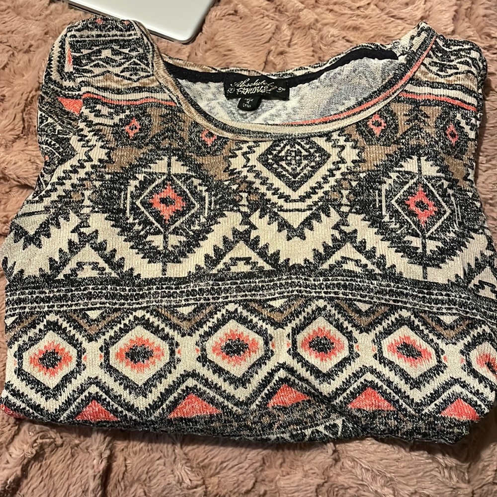 Long sleeve trivia print shirt